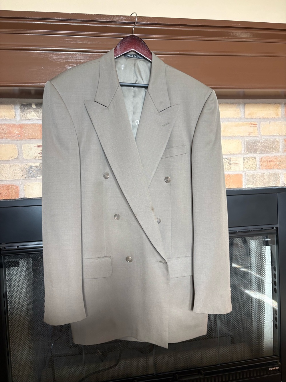 Pierre Balmain Men's Double-Breasted Light Taupe Blazer 42L